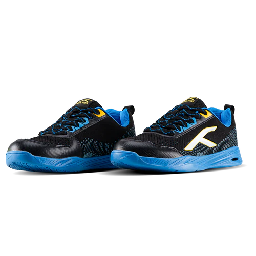 Hundred Badminton Shoes Court Flyer