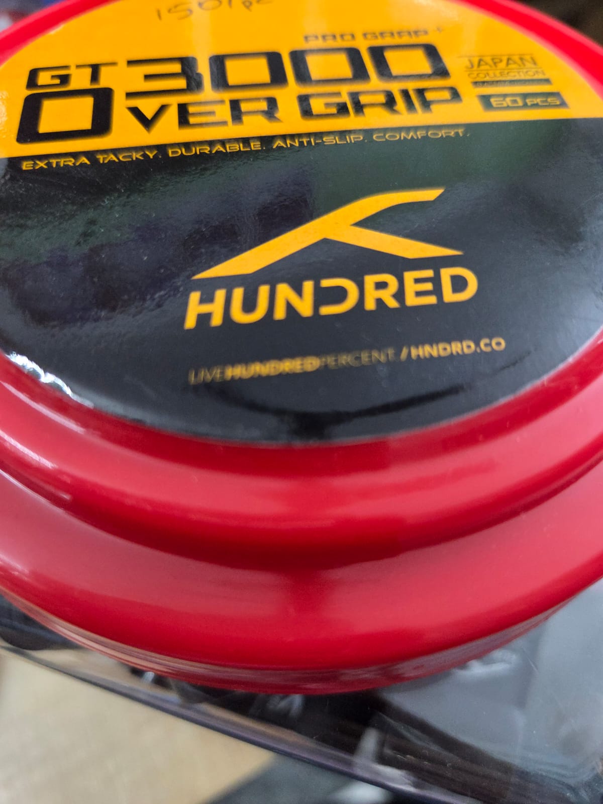 Hundred GT3000 Over Grip - Pro Series jar label showing Japan Technology 60 pcs